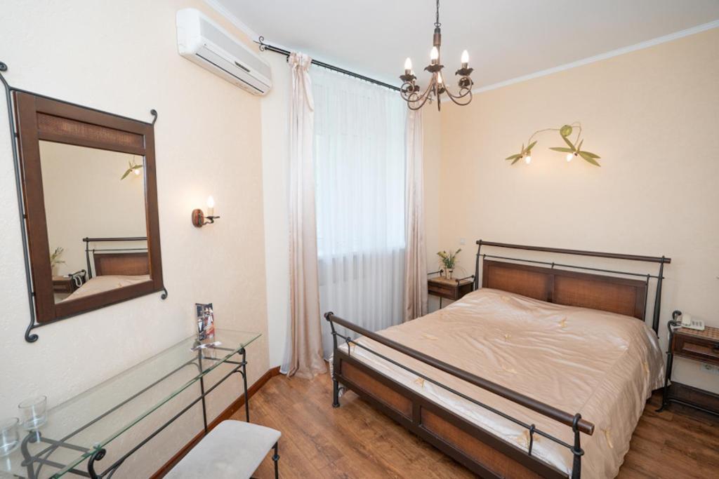 Hotel Piano Kiev Buitenkant foto